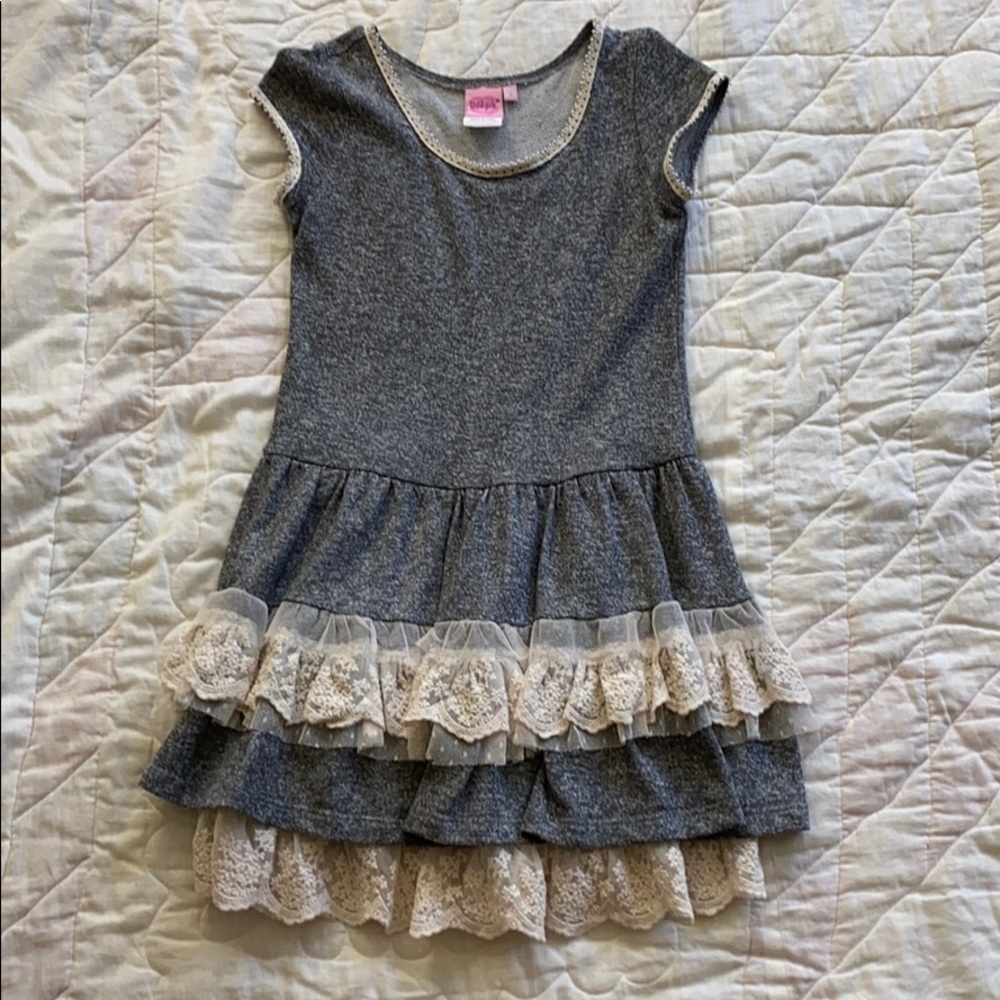 Lipstik girls gray lace dress